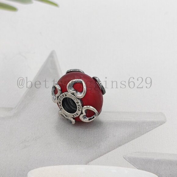 Pandora Frosted Red Murano Glass & Hearts Charm - Picture 4 of 7